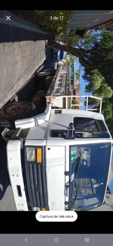 Caminhão cargo 1215