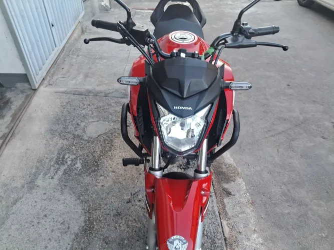 Moto muito nova
