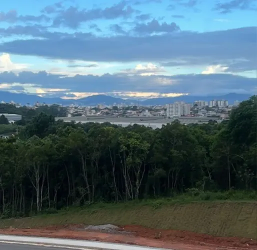Vendo área para compensação ambiental em São José - fpolis