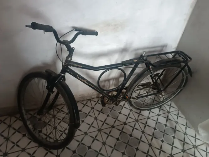 Bicicleta South Aro 26 Barata (Falta Banco e Pneu Traseiro)