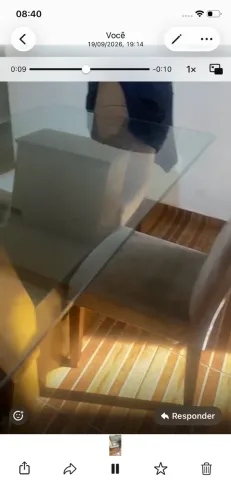 Mesa de jantar quadrada de vidro