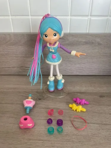 Boneca Betty Spaghetty 