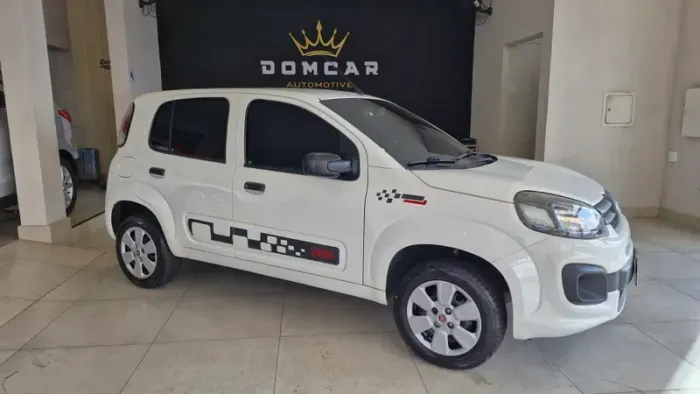 Fiat Uno Attractive 1.0 EVO Fire Flex 8V 5P 2021