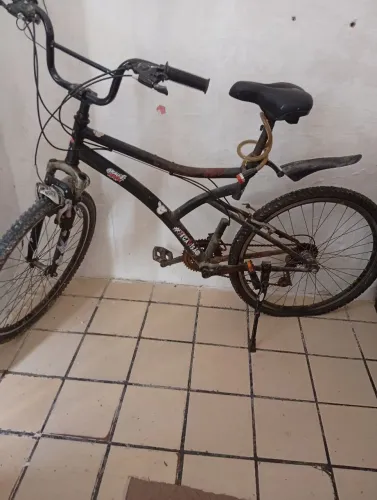 Bicicleta (aro 26)