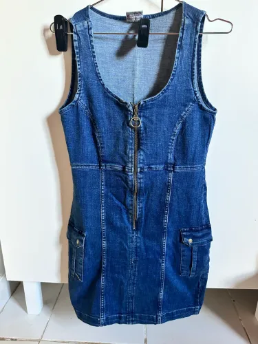 Roupas semi novas