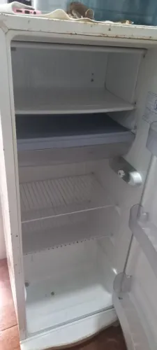 Geladeira Cônsul GELANDO PERFEITAMENTE