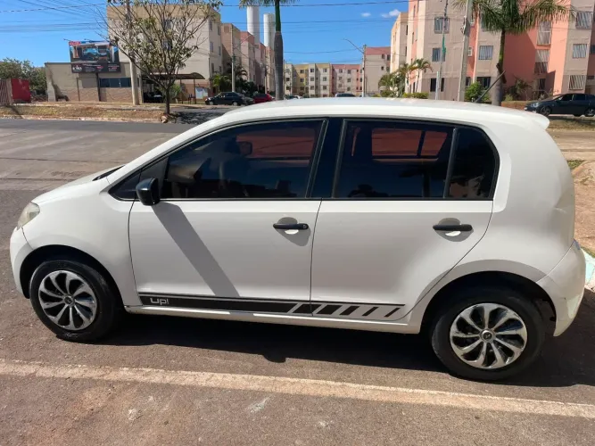 Volkswagen Up! Take 1.0 Total Flex 12V 5P 2017