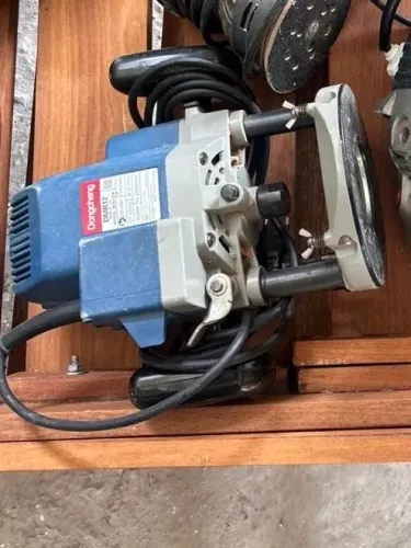 Tupia de coluna Dongcheng DMR12 (1600W)