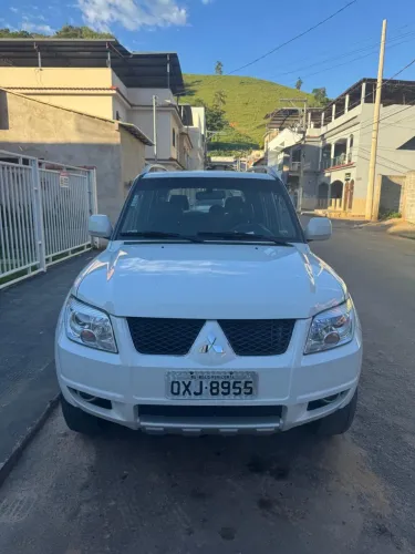 Mitsubishi Pajero TR4 2.0/ 2.0 Flex 16V 4X4 Aut. 2015