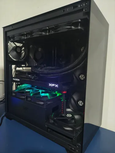 Pc gamer AMD Ryzen 9 9900x Rx 9070xt