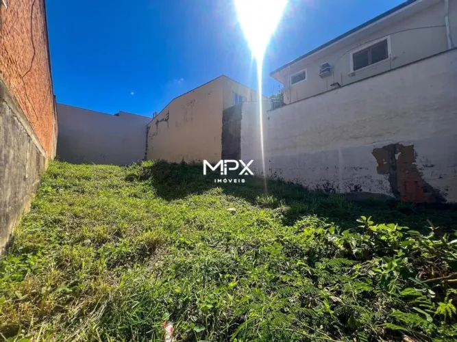 Terreno à venda em Piracicaba, Vila Rezende, com 300 m²