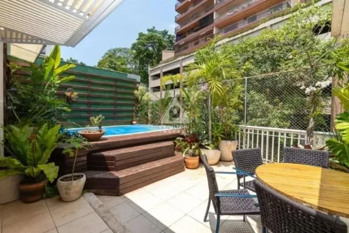 Cobertura à venda, 5 quartos, 2 suítes, 2 vagas Leblon, RJ