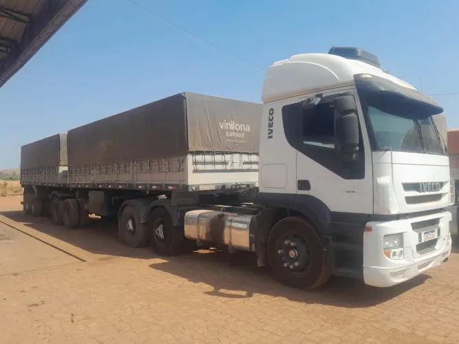 Cavalo Mecânico Iveco 6x4 Automático 2013 + Bitrem Randon 2011
