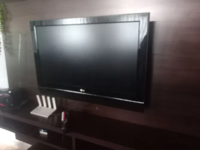 TV 37 POLEGADAS 