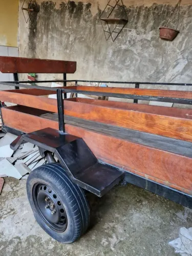 VENDO CARRETINHA REBOQUE valor 3.200,00 Whatssap *