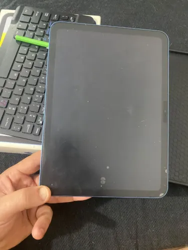 iPad 10 64gb <br>Azul <br>Estado de novo <br>Carregador original e caixa <br>Vai teclado junto