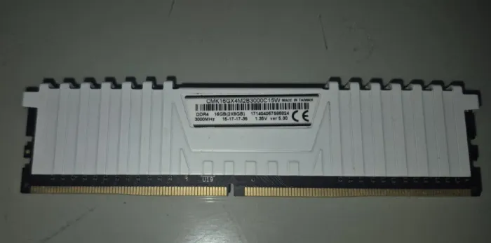 Corsair Vengeance Lpx Ddr4 8gb 3000mhz - (Usado)