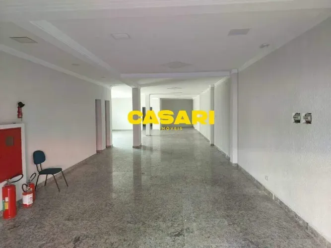 Salão Comercial para Alugar 250 m² no Rudge Ramos  São Bernardo do Campo