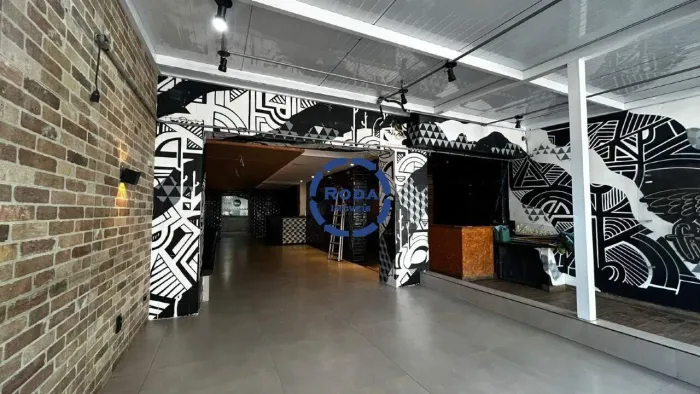 Casa comercial com ótima localização no Boqueirão