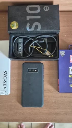Samsung S10e