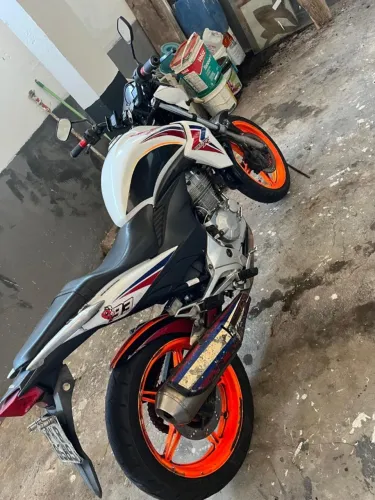 vendo cb 300