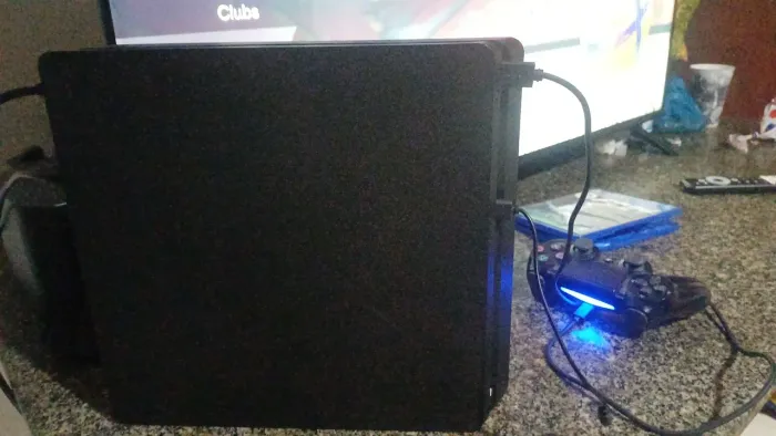 Ps4 slim