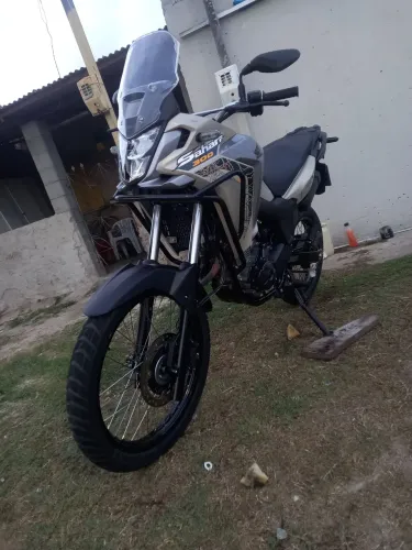 Sahara moto de garagem toda horiginal