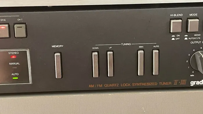 Gradiente tuner T 2