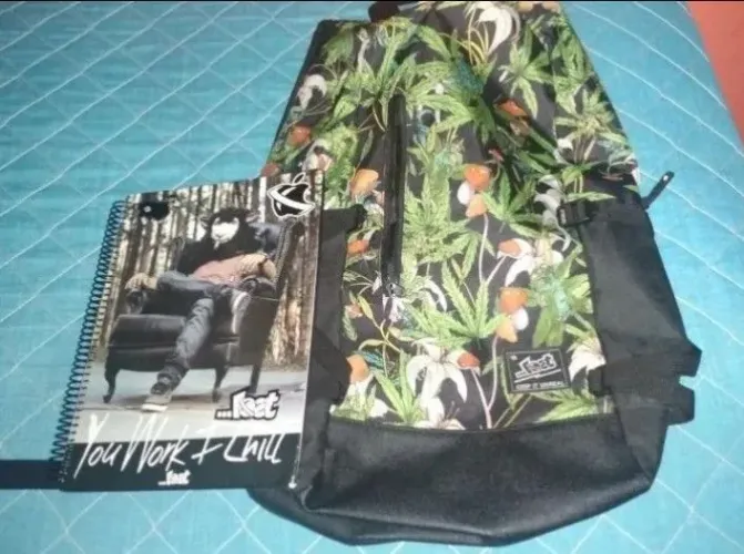 Mochila Lost Cannabis (Raridade)