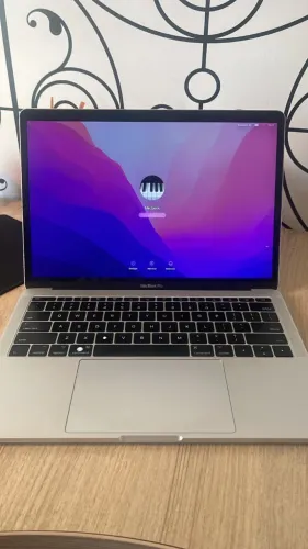 Apple Macbook Pro i7 16 Gb 500gb novinho
