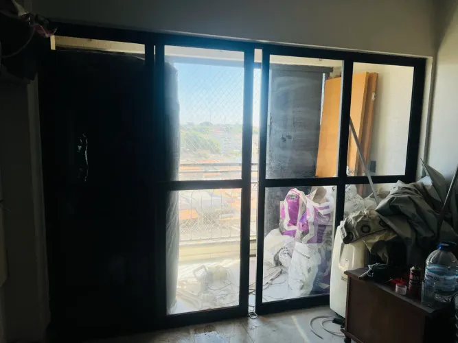 Vendo Porta de correr de vidro 4 folhas