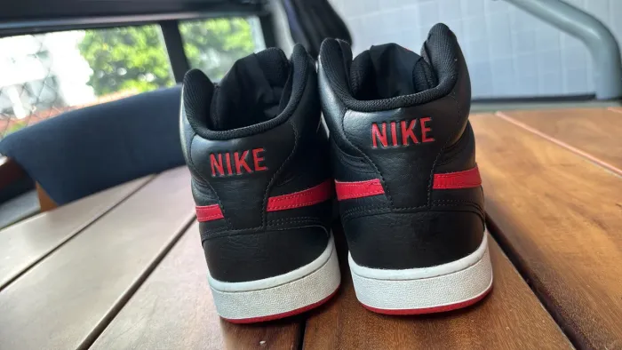 Tênis Nike Court Vision Mid