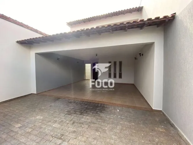 Casa com 5 dormitórios para alugar por R$ 5.034,80 - Centro - Rio Claro/SP