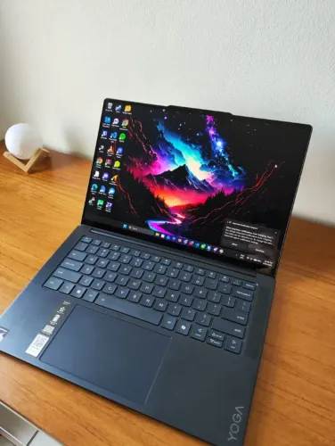 Lenovo Yoga Slim 7x Snapdragon X Plus | 32GB | 1TB SSD | OLED Touch 3K