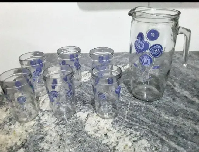 Conjunto de Jarra e Copos 