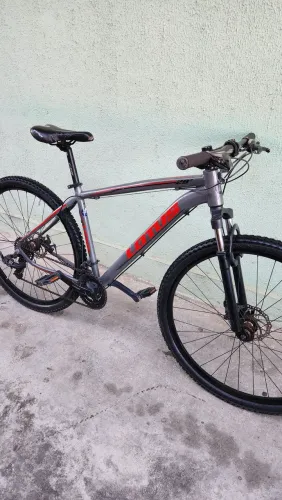 Bicicleta MTB Aro29 - LOTUS (usada)