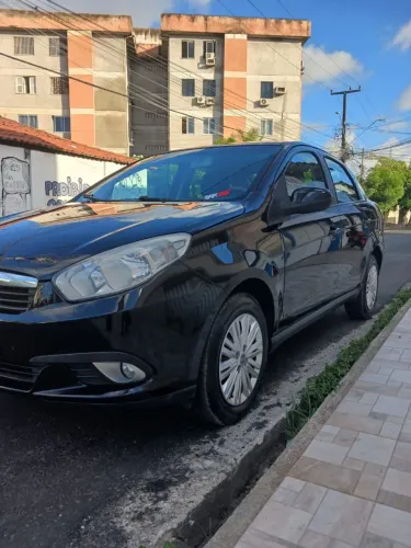 Fiat Grand Siena Attrac. 1.4 EVO F.flex 8V 2014