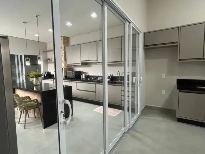 Térrea para venda tem 110 metros quadrados com 3 quartos em Boa Vista - Sorocaba - SP