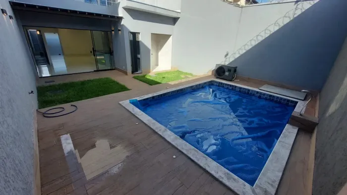 Sobrado 3 suítes quartos, mais piscina aquecida, Alto Padrão à Venda Jardim Atlântico
