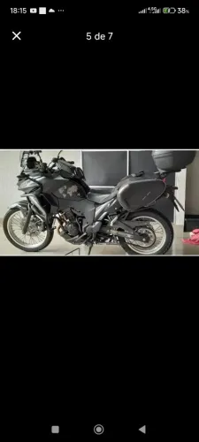 Motocicleta impecável!