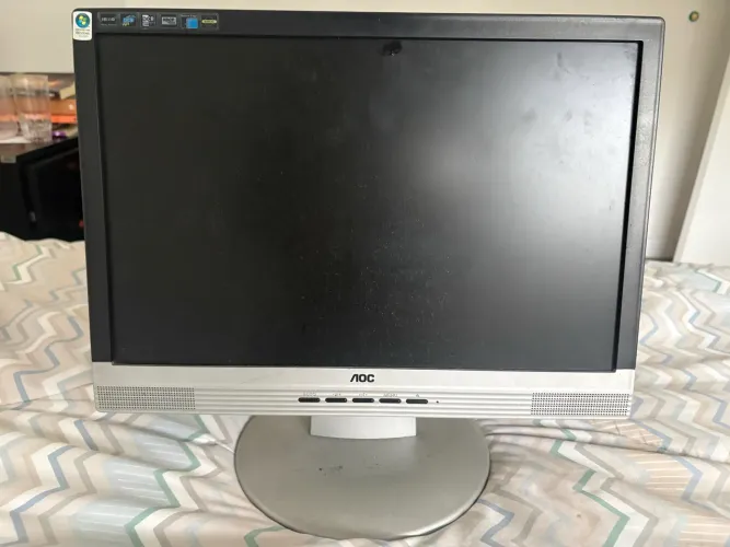 Monitor AOC