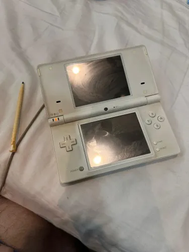 Nintendo DSi branco