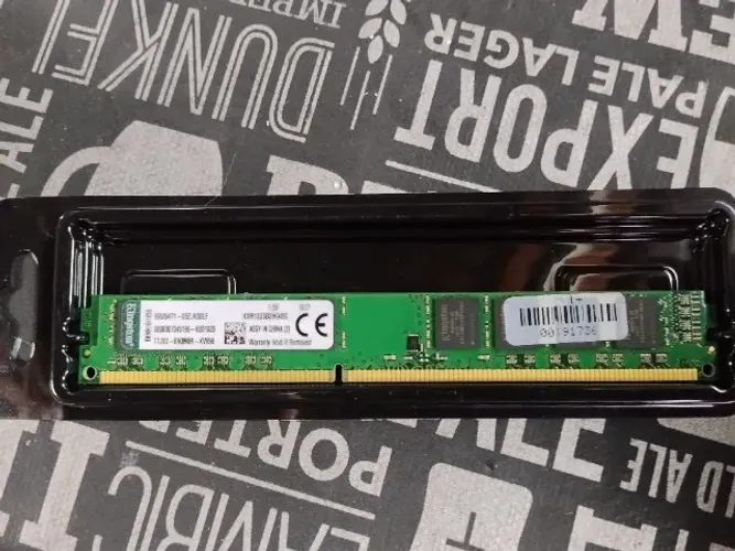 Memória RAM Kingston ValueRAM (KVR1333D3N9/8G) para Desktops.
