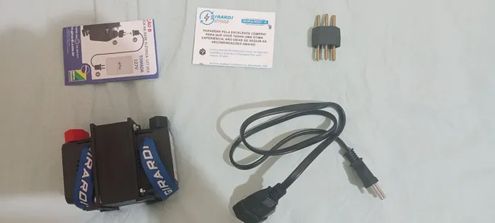Transformador de tensão 127v<>220v