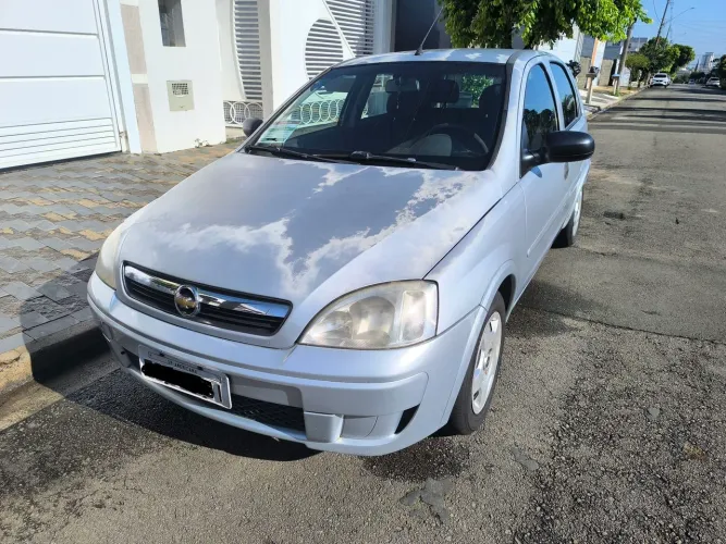 Chevrolet Corsa Hat. Maxx 1.4 8V Econoflex 5P 2011