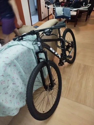 Vendo bicicleta (semi-nova)