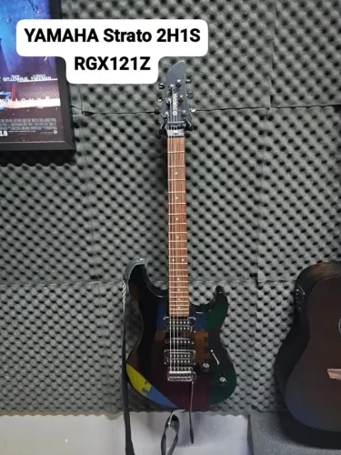 Guitarra Yamaha Strato 2H1S RGX121Z
