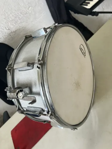 Caixa de bateria instrumental