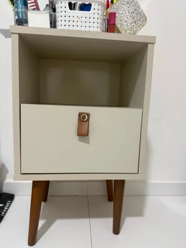 Criado mudo 