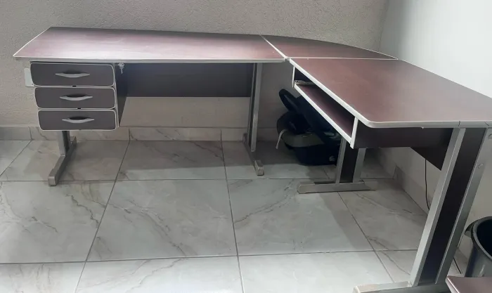 Mesa para escritório